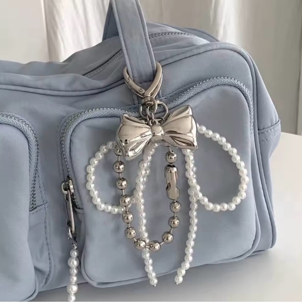 Cute Beaded Pearl Bowknot Keychain
